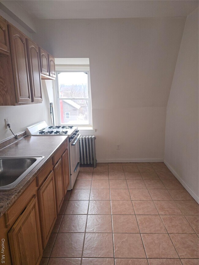 Building Photo - 19 Elizabeth St