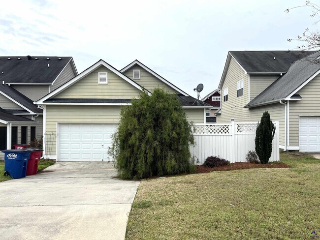 Building Photo - 323 Harvest Walk