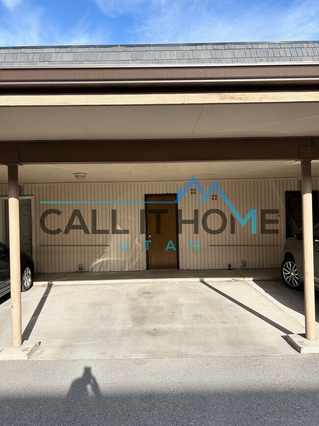 Building Photo - 4527 1175 W