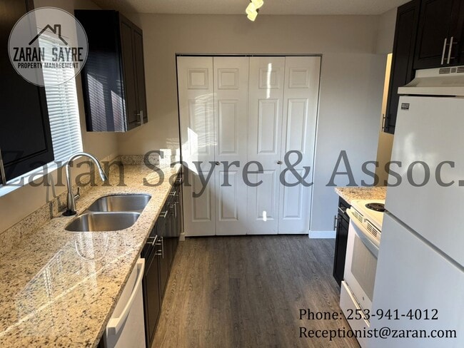 Building Photo - 760 - Unbeatable Deal!!!