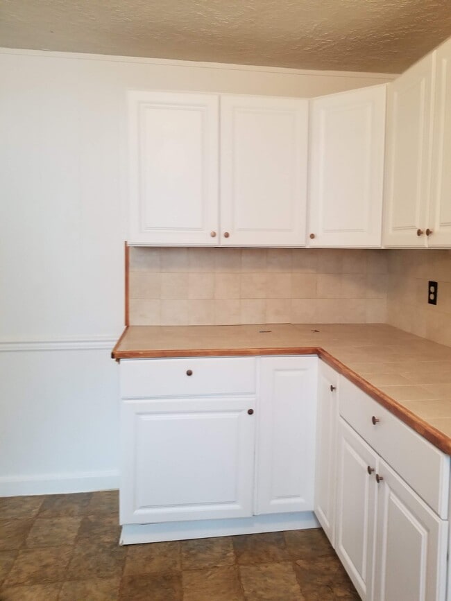 Building Photo - 424 Peach St