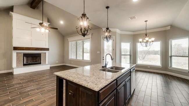 Building Photo - 3308 White Horse Dr