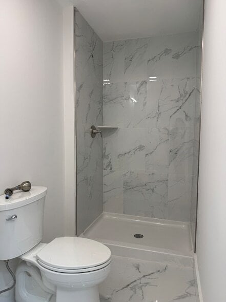 Building Photo - 177 Chestnut St