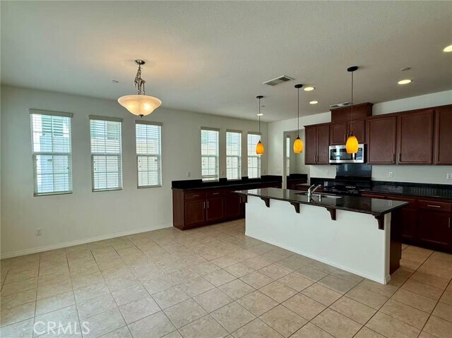 Building Photo - 2882 S Via Belamaria