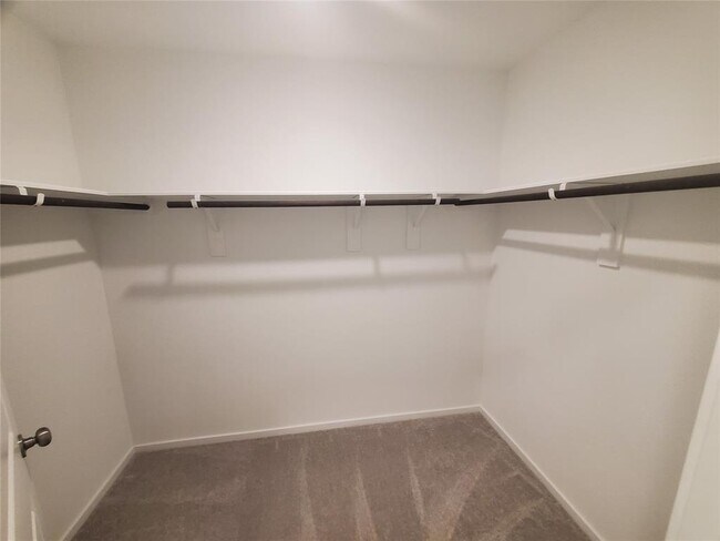 Building Photo - 3115 Savannah Rose Dr