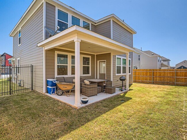 Building Photo - 2909 Bronx Dr