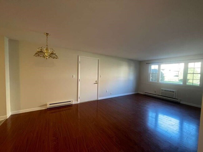 Building Photo - 16a Mayberry Dr