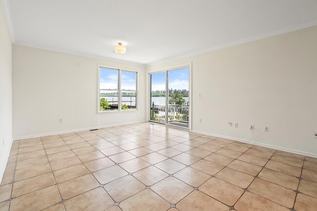 Building Photo - 500 Fulton Ct