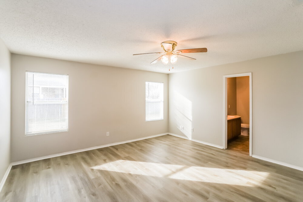 Building Photo - 541 Magdalen Ave