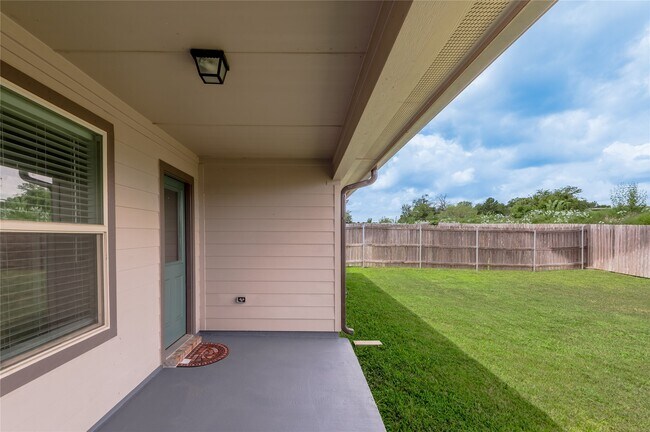 Building Photo - 117 Rockbridge Dr