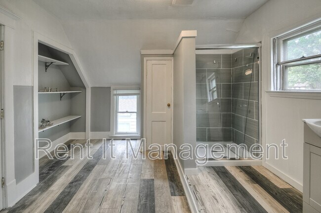 Building Photo - 3940 Arbor St