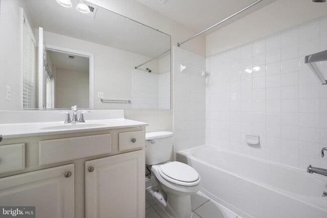 Building Photo - 8377 Broderick Cir