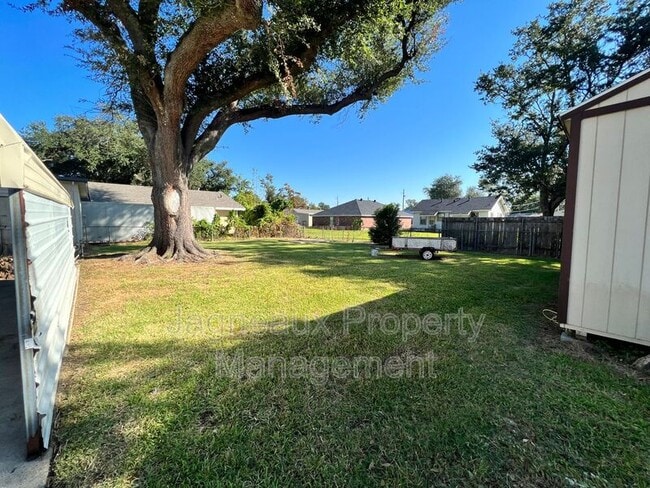 Building Photo - 3105 Deaton St