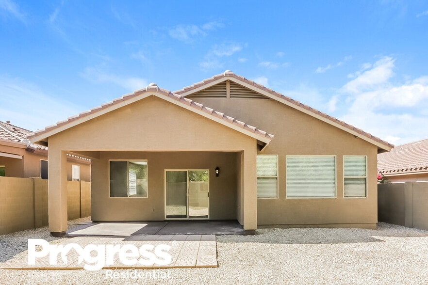 Building Photo - 3844 W Ranier Ct