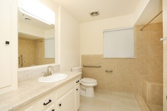 Building Photo - 12910 Queensbury Ln