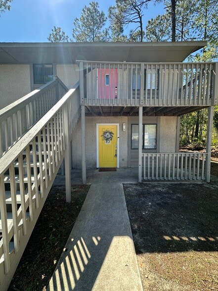 Building Photo - 111 Seaparc Cir