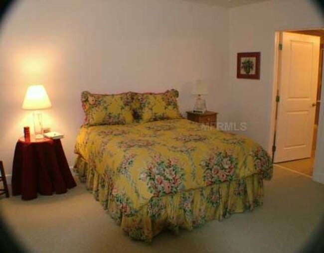 Building Photo - 1230 Wright Cir