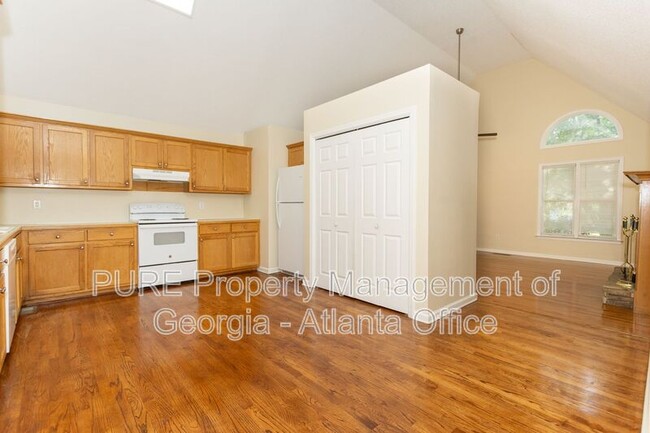 Building Photo - 50 Indian Springs Dr NE