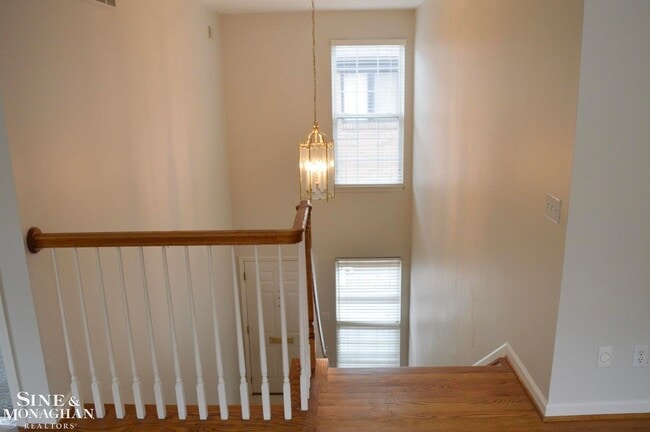 Building Photo - 860 Neff Rd