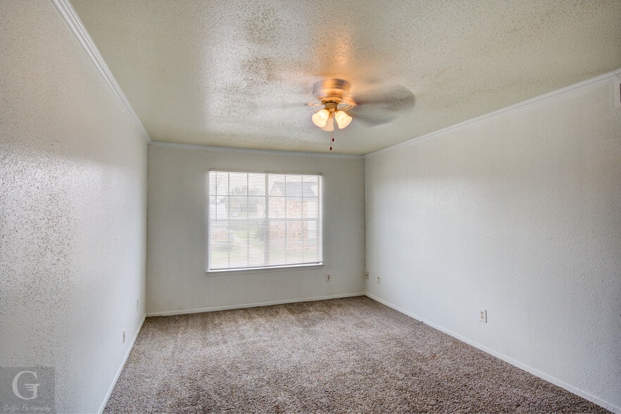 Building Photo - Parks on Village Apartment Homes