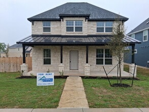Building Photo - 205 Villars Dr