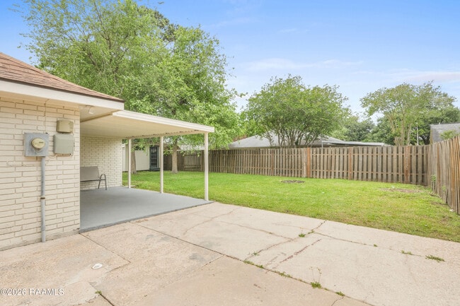 Building Photo - 106 Seattle St