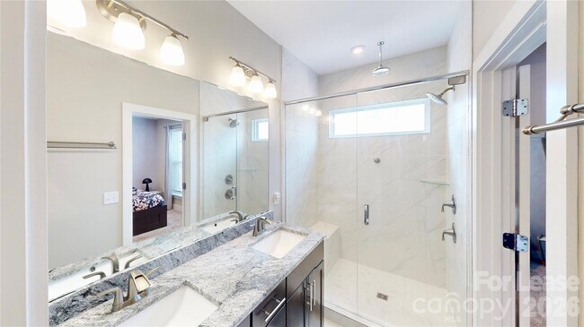Building Photo - 3804 Sky Haven Dr