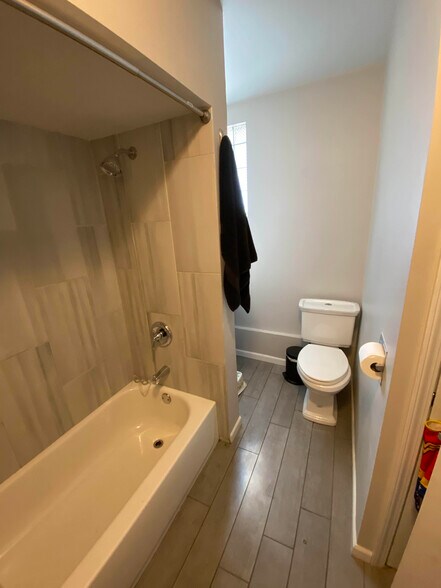 Bathroom #2 - 3813 N Bernard St