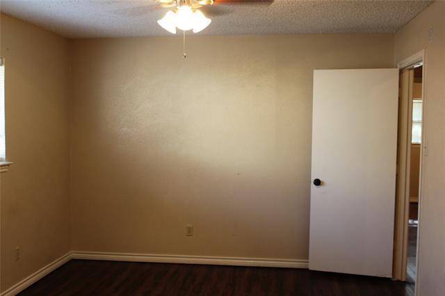 Building Photo - 925 Bluebird Dr