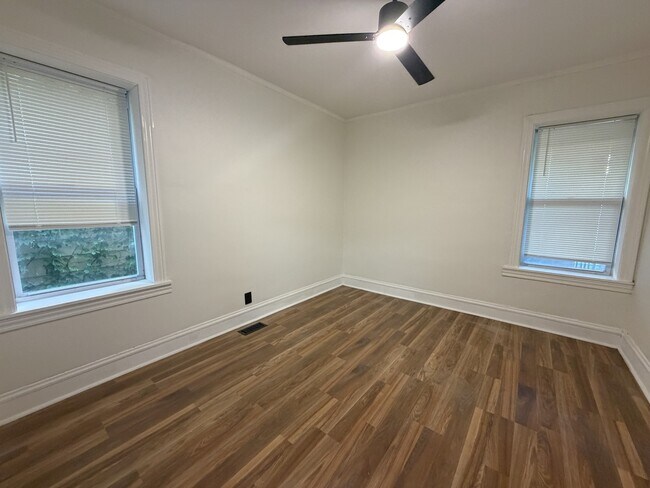 Building Photo - 6749 S Peoria St
