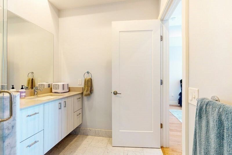 Building Photo - 488 Dorchester Ave