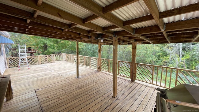 Building Photo - 188 Moore Dr