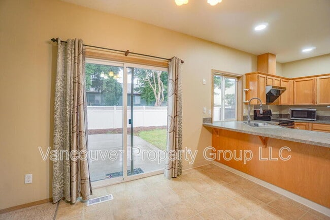 Building Photo - 2420 NE 165th Ave