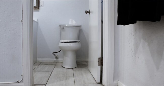 Bathroom - 312 Maxine Ave