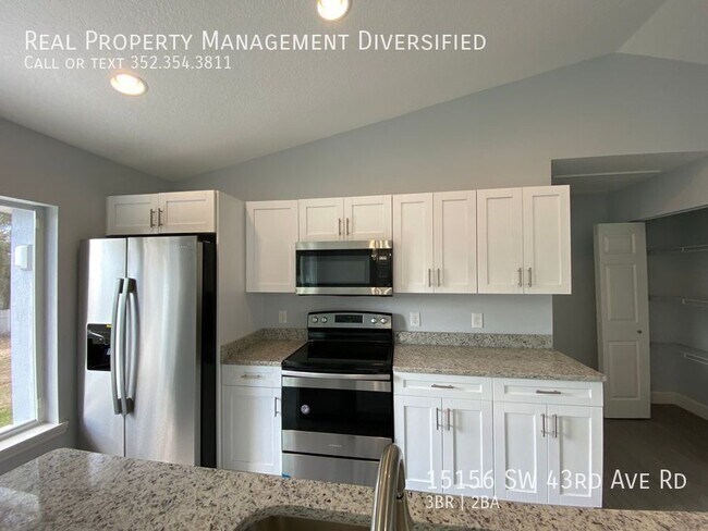 Building Photo - 15156 SW 43rd Avenue Rd