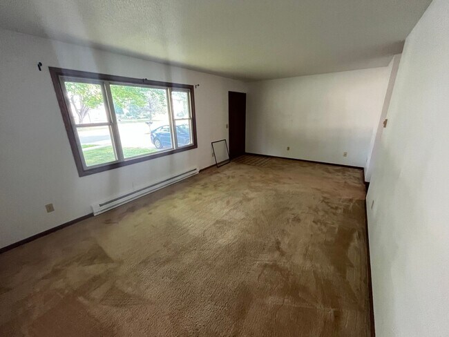 Building Photo - 817/819 Dorbe St