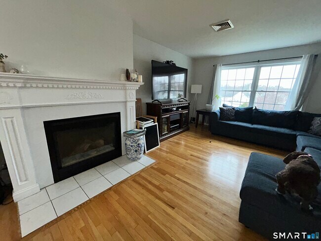 Building Photo - 39 Asia Cir