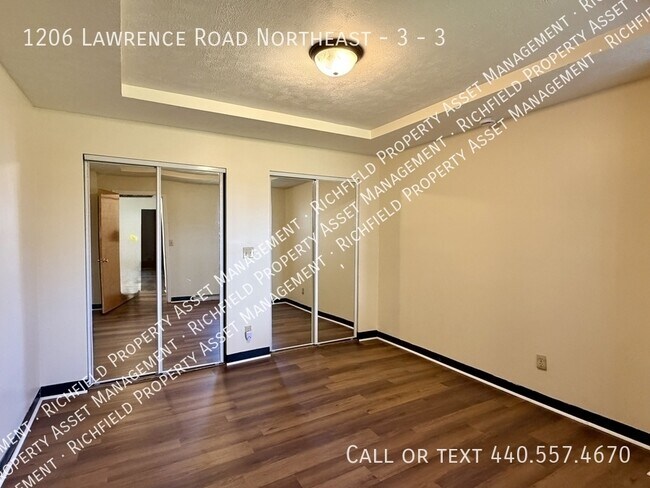 Building Photo - 1206 Lawrence Rd NE