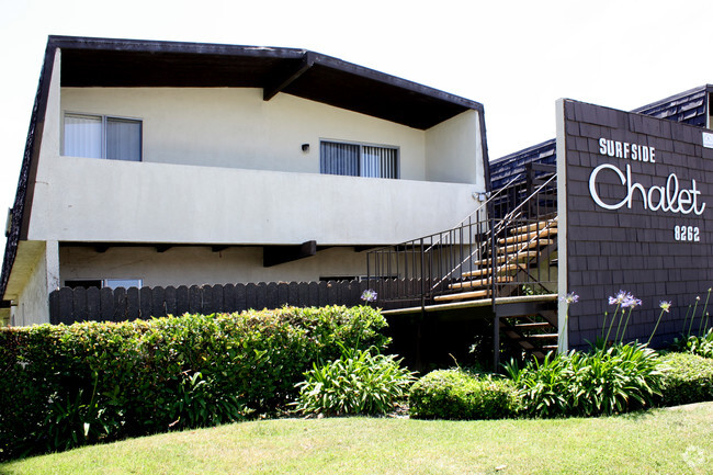Building Photo - Surfside Chalet