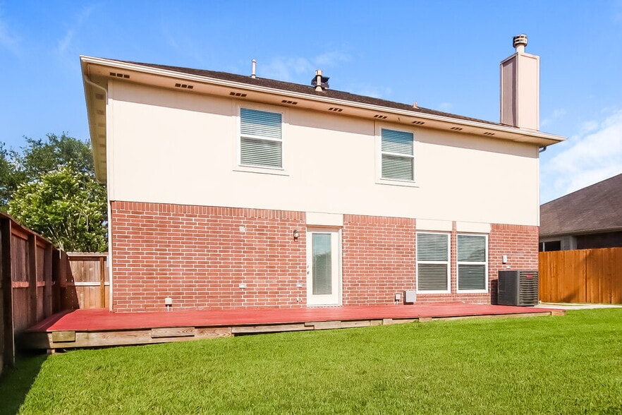 Building Photo - 229 Mammoth Springs Ln