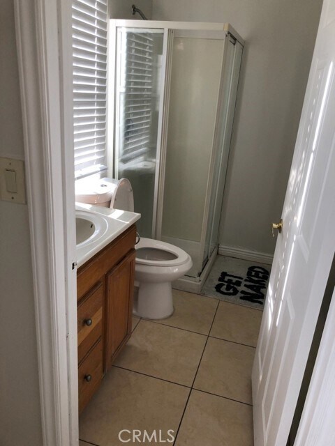 Building Photo - 319 Lampman Way