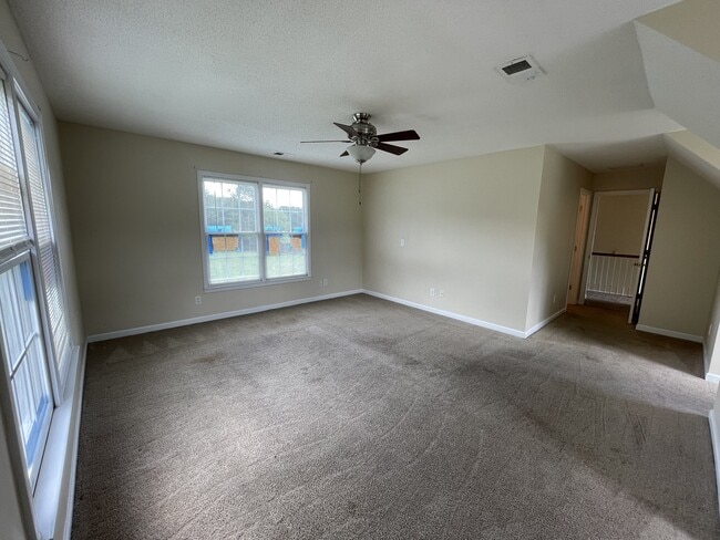 Building Photo - 4921 Martin Farms Rd