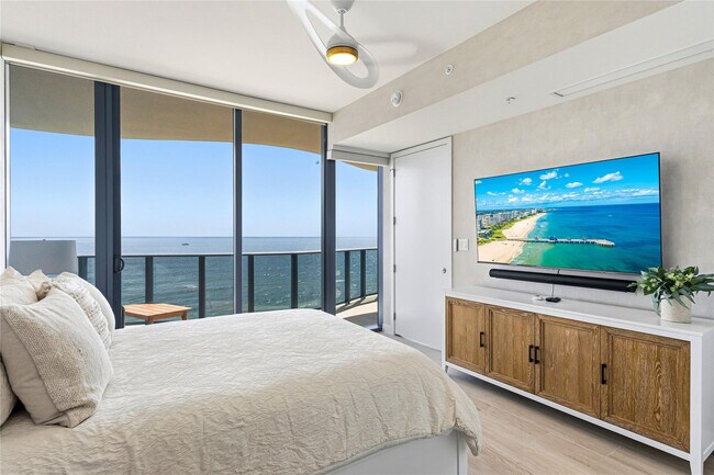 Building Photo - 900 N Ocean Blvd