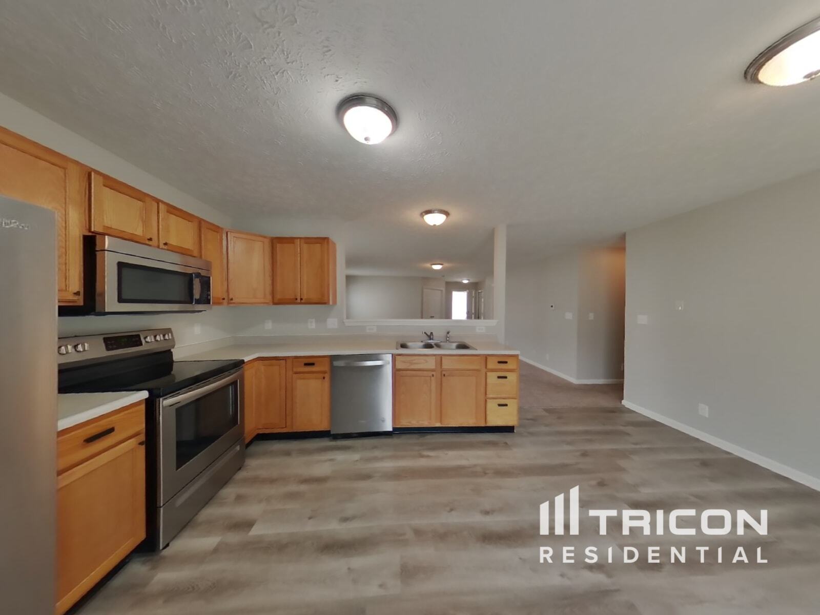 Building Photo - 1534 Clear Vista Dr