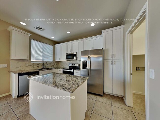 Building Photo - 17412 W Langer Ln