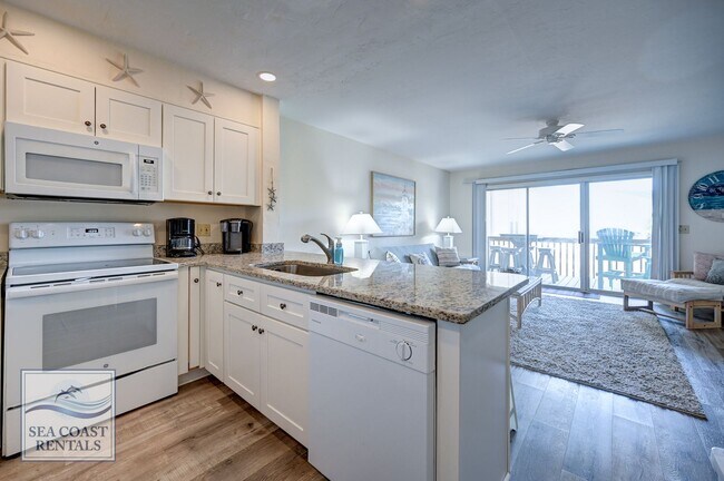 Building Photo - FURNISHED OFF-SEASON MONTHLY RENTAL AVAILA...