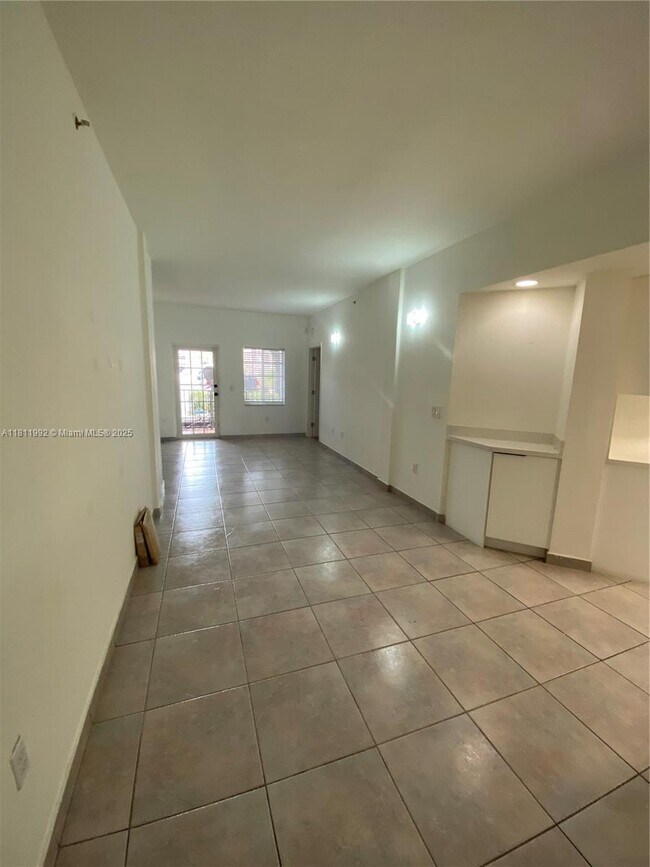 Building Photo - 17455 NW 75th Pl