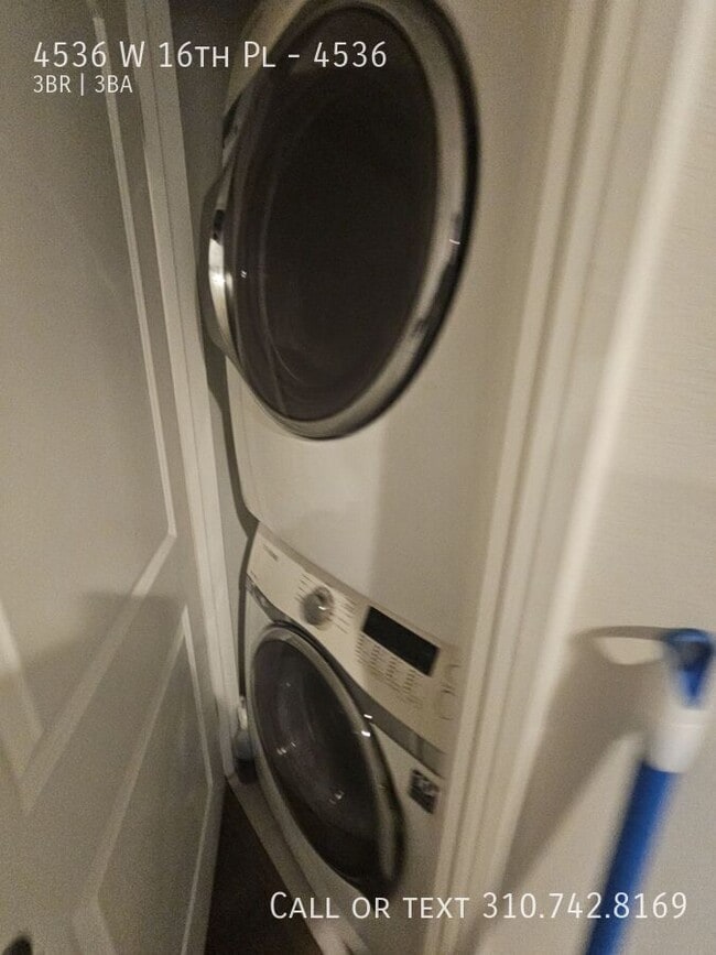 Building Photo - 4536 W 16th Pl