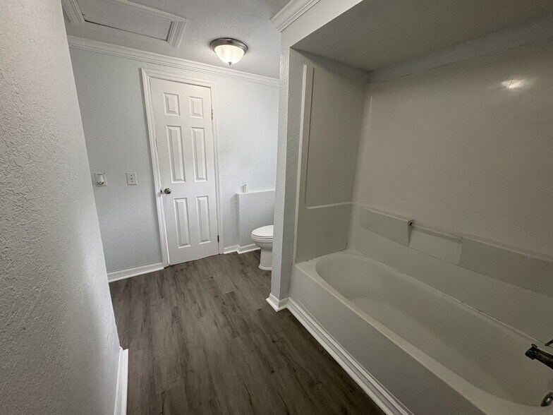 Bathroom - 2203 Cochran St