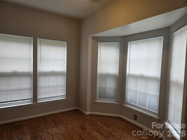 Building Photo - 113 Kase Ct